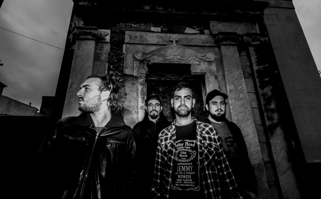 21 gramos - 21 Gramos es una banda de rock que maneja diversos estilos, donde predominan hardrock, stoner, grunge y heavy metal. 21 gramos