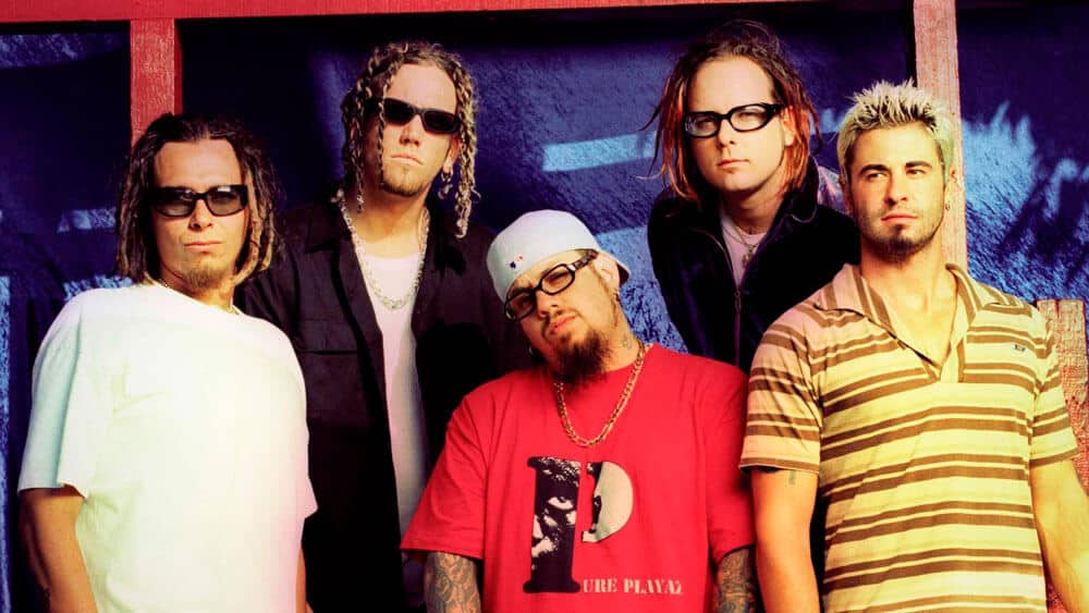 Brian "Head" Welch, de Korn: "Las drogas no te dejan crecer" - El guitarrista habla de sus encuentros con caníbales, recuerda las grabaciones más crudas con Ross Robinson y cuenta cómo se recuperó de su adicción a las metanfetaminas. También analiza el nuevo disco de Love and Death (su grupo paralelo) y la actualidad de Korn. Entrevista exclusiva. Brian "Head" Welch