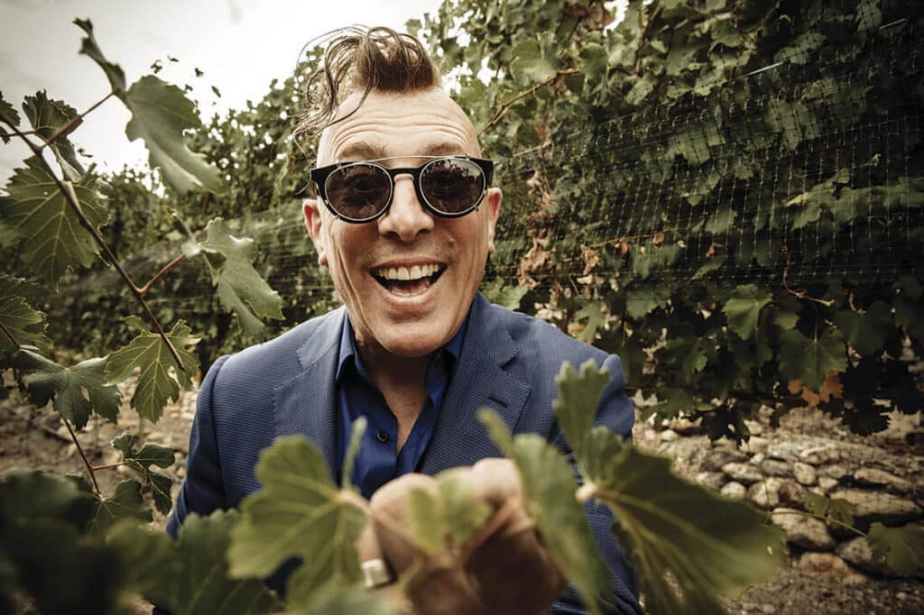 Maynard James Keenan: "El pasado te ayuda a pronosticar lo que se viene" - El cantante de Tool y su compañera Carina Round hablan del nuevo disco de Puscifer, "Existential Reckoning". Además explican cómo conviven el humor, las predicciones y los miedos. Entrevista exclusiva con Rock.com.ar. Maynard James Keenan 3
