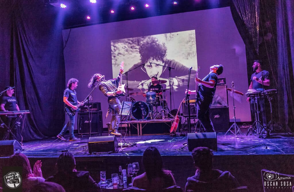 Paraje Alfar reversionará su canción "Hasta vos" en distintos idiomas - Próximamente, se podrán escuchar algunas de las nuevas versiones en diferentes plataformas, como Spotify y también en las redes sociales de Paraje Alfar, donde ya se pueden escuchar las canciones de su disco debut. Paraje Alfar