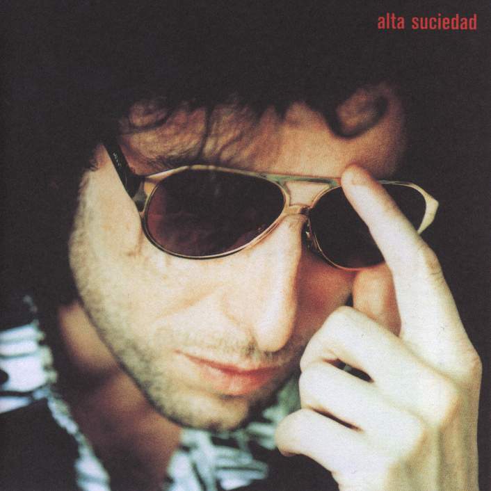 Mis discos en cuarentena, parte 4 - El cuarto capítulo de esta serie reconoce alguna de las placas que supieron estar en todas las casas. Discos que, principalmente con la explosión del formato CD, se convirtieron en mucho más que éxitos de ventas, sino en emblema cultural y banda sonora de reuniones y celebraciones de todos los argentinos. calamaro 1
