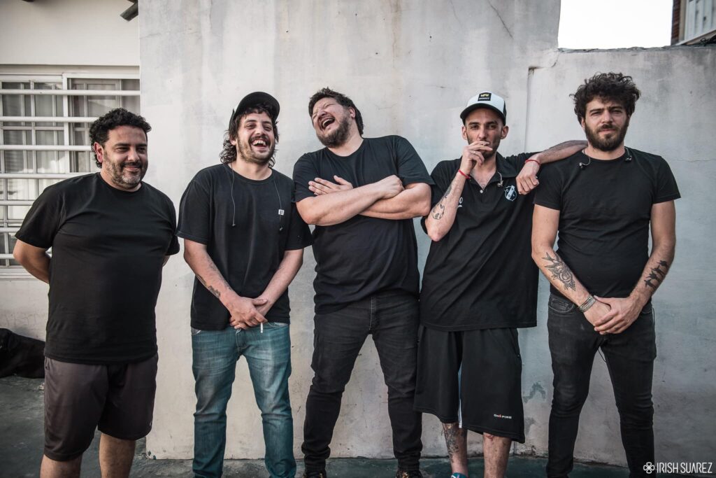 Sueño de Pescado - Sueño de Pescado se forma en La Plata en 2013, con un sonido crudo, melodías pegadizas, bases contundentes y guitarras filosas. Sueño de Pescado, 2021. Foto: Irish Suárez / Facebook de la banda