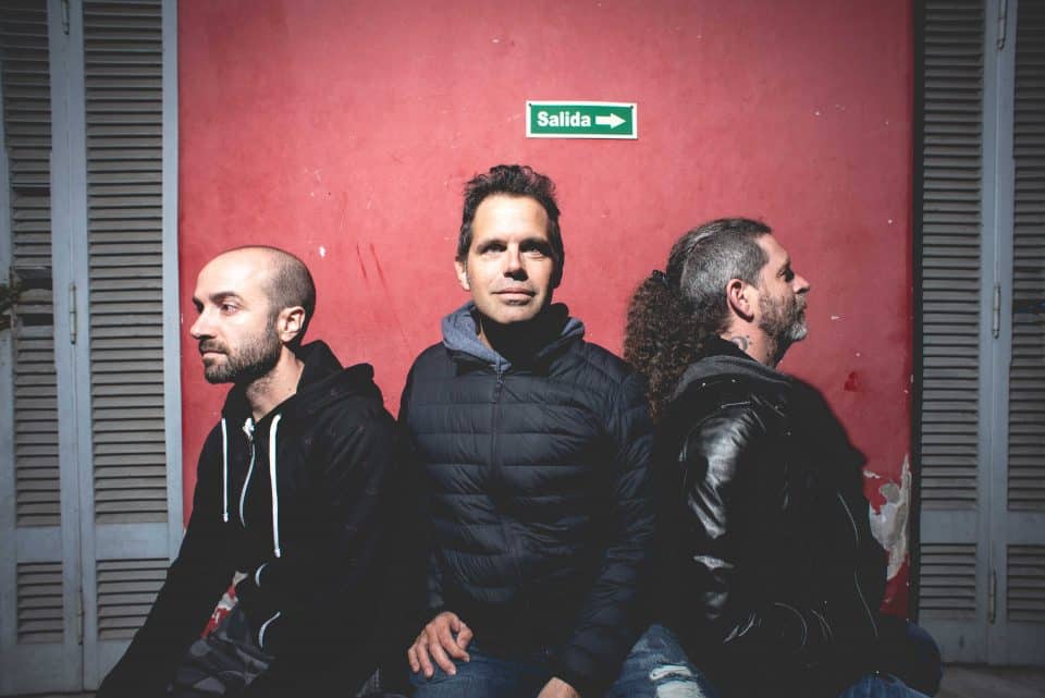 Beirro: "Nos permitimos improvisar" - El trío liderado por Ernesto Beirro editó "Cínico", un nuevo material que continúa en las sendas del rock, retoma las bases grooveras y funkys de su álbum debut y hasta hay espacio para la improvisación. Beirro