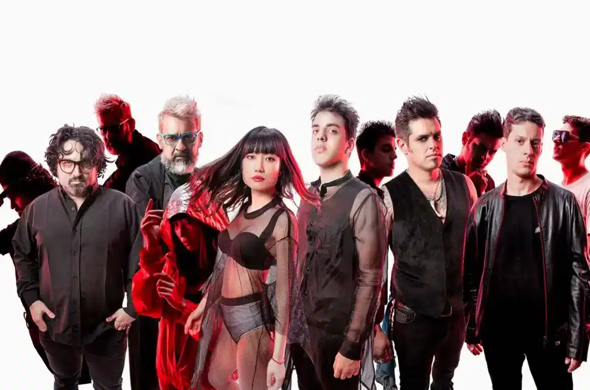 Adicta - Adicta, formada en 1999 en La Plata, fusiona diversos estilos musicales, incluyendo el pop, el rock, el electropop y la música electrónica. Se caracteriza por jugar con atmósferas melancólicas, que se reflejan tanto en su música como en sus letras. adicta 04