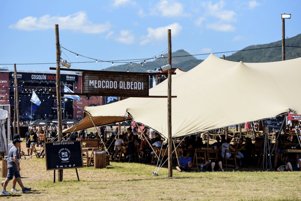 Cosquín Rock: 4 razones para llegar temprano - Se acerca la edición 2020 del festival que aglomera a más de cien bandas entre todos los escenarios del Aeródromo de Santa María de Punilla, y aquí van cuatro motivos musicales para entrar al predio desde que las puertas se abran. cosquin rock 2