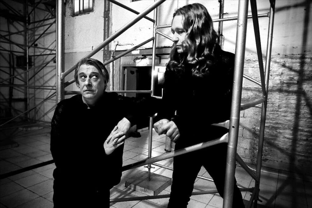 Melero y Tuñón, en la Ruta del Opio - Luego de varios años de darle vueltas, de componer y de producir, Daniel Melero y Diego Tuñón finalmente darán a luz en plena cuarentena su primer disco en conjunto: "La ruta del opio", del cual adelantaron un videoclip. melero y tunon