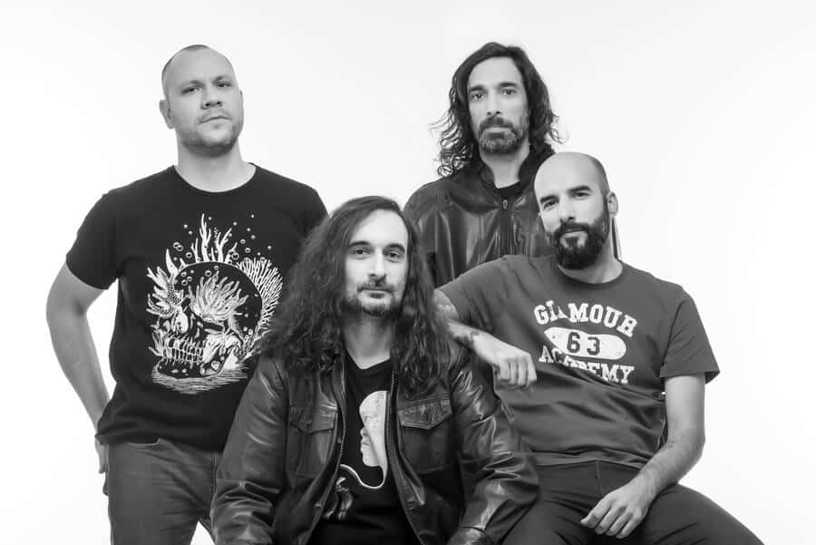 Poseidótica: "La independencia nos permite cuidar todos los aspectos del grupo" - A principios del nuevo milenio, en Buenos Aires se gestaba una de las bandas más eclécticas y particulares de la escena. Era una combinación rockera, espacial e instrumental, pero sobre todo sensorial: se llamaba Poseidótica. Poseidótica