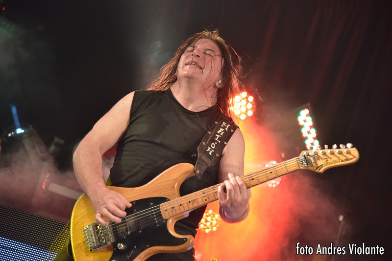 Ácido que fue, es y será argentino - Los ex integrantes de Hermética (menos uno que todos saben) se juntaron para celebrar los 26 años de un disco que marcó una época y a una banda inigualable. Desbordaron el Teatro de Flores donde demostraron que los clásicos no tienen fecha de vencimiento y las ausencias son ausencias no más. 2a44f3dc 043b 4bea 8f83 75bbb503c530