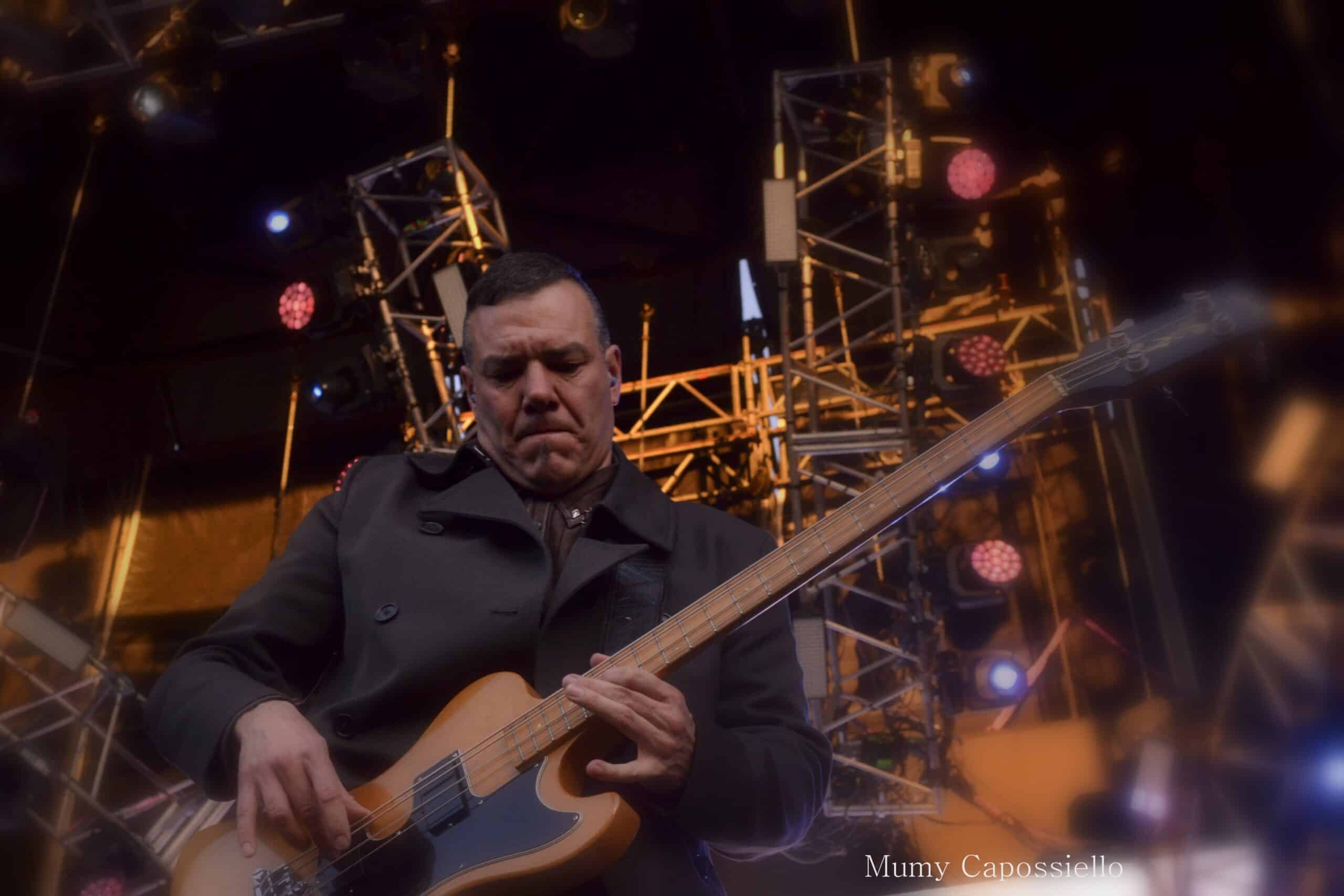 BA Rock 2017, día 1: "Y el Rock volvió a sonar, un nuevo capítulo para una leyenda" - Tras 35 años de ausencia volvió BA Rock, el mítico encuentro del Rock, que en su última edición, allá por el 82, había reunido bandas de la talla de Almendra, Sui Generis, Manal, Vox Dei, León Gieco, Pappo's Blues, Riff, La Torre, Alejandro Lerner, Los Abuelos de la Nada y muchos más. 4bb68e32 617c 42c2 9f1c 1d37f526133b scaled