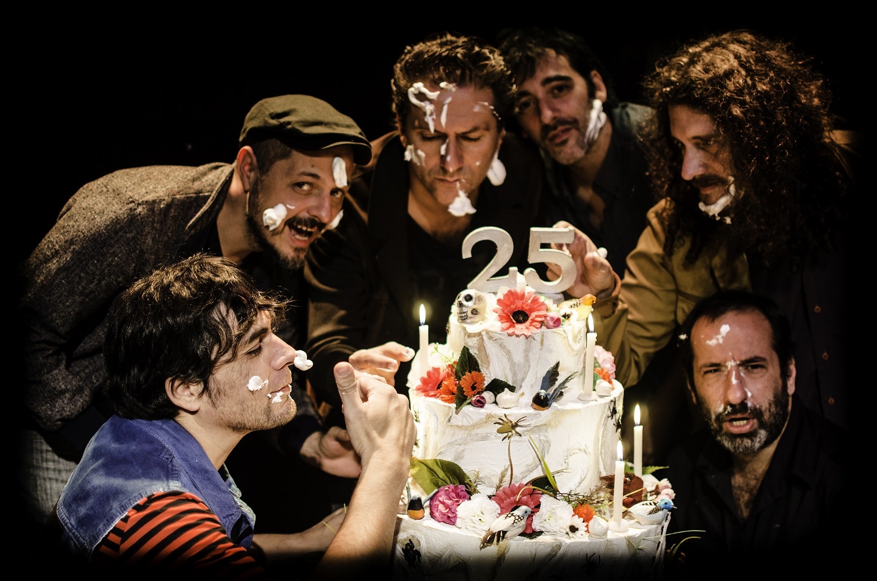 El Exilio Universal: "Cuando uno da todo su amor por lo que hace, el reconocimiento llega" - La banda rockera oriunda de San Telmo celebrará sus 25 años de carrera en el ND Teatro, además de que presentarán "Vol.1", que forma parte de una trilogía que repasa su discografía e incluye estrenos. 0ebdf362 4243 4c4f 8fc0 81f1d27ee665