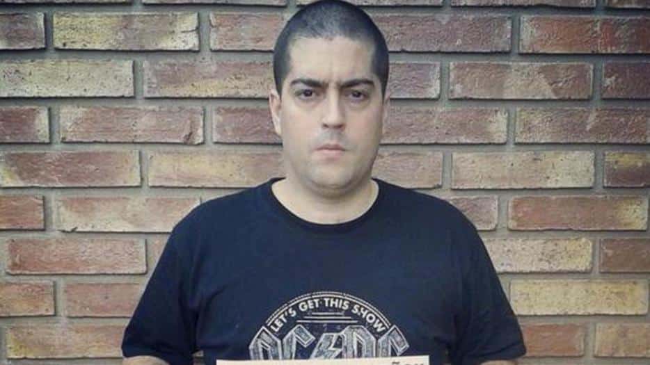 Las paredes y el techo se van si hay libertad para Pato Santos Fontanet - No hay certezas pero algunos rumores dicen que Fontanet tiene previsto retomar en lo inmediato su actividad musical nuevamente al frente de su banda Don Osvaldo, con la que había grabado un disco que fue publicado meses antes de que una decisión judicial lo obligara a cumplir su condena en la cárcel. 500ac7ed dbd0 44ac 916a 2125b3a086f3