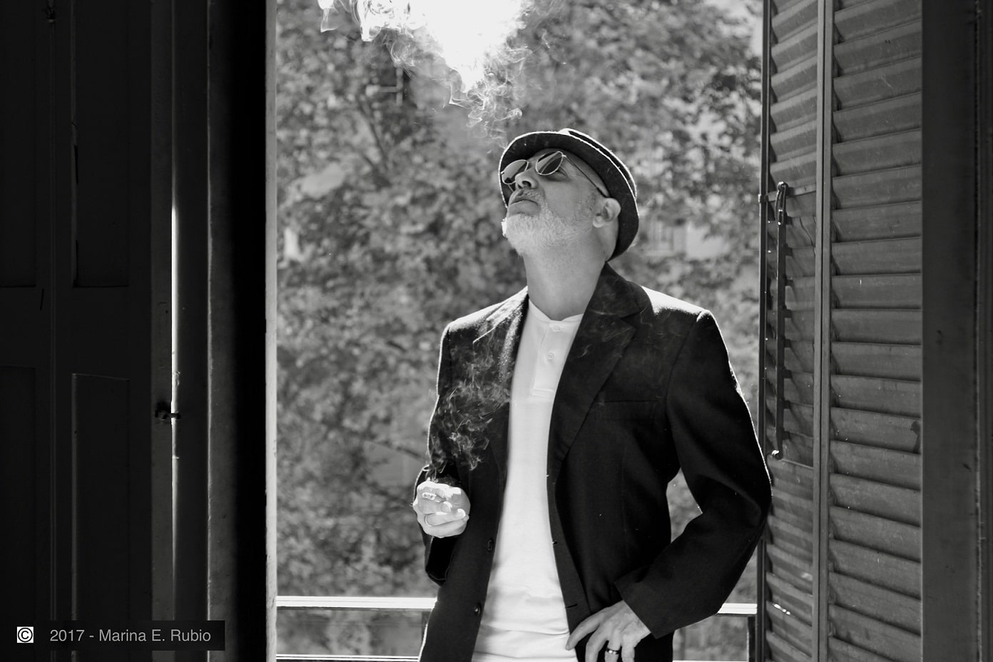 Claudio Pedreira: "Todavía tengo cosas para decir" - El cantante y compositor olavarriense, que formó parte del conjunto de pop rock Can Can en la década del 80, presenta su segundo material solista, "Crack". 90689ccc 1605 4761 9bc8 f060472748ae