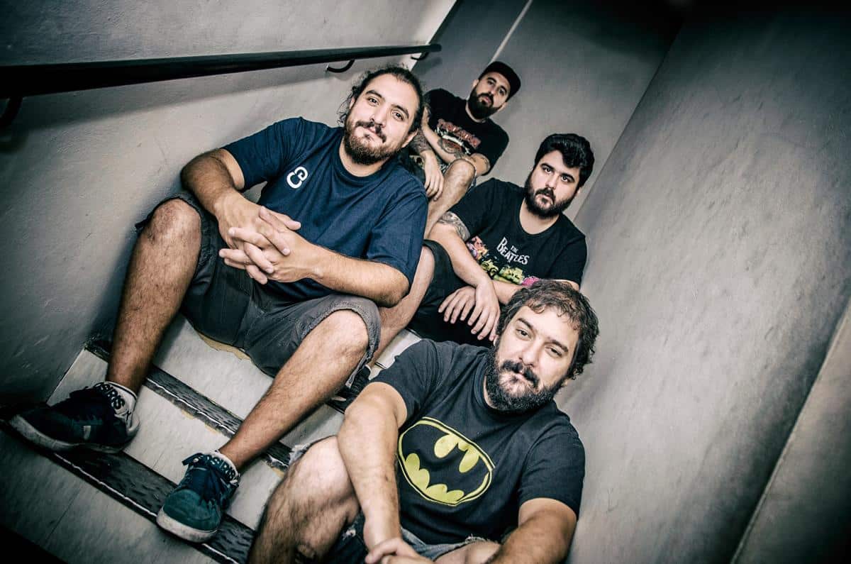 Se vienen dos fechas de De La Gran Piñata en Capital Federal - Tras un gran comienzo de año, cerrando el escenario Spotify del Rock en Baradero, De La Gran Piñata se presenta en marzo en Buenos Aires. Las fechas: el sábado 3 en la Fiesta Rock del País en Teatro Flores junto a Bersuit Vergarabat, y el viernes 9 en La Rural en el marco de la Expo Tattoo Show. En abril y mayo, DLGP vuelve a los dos lugares más emblemáticos del Conurbano: El 21/4 en Auditorio Sur y el 19/5 en Auditorio Oeste. cbe74fc7 8cf5 4fb5 80a6 5944a112c225