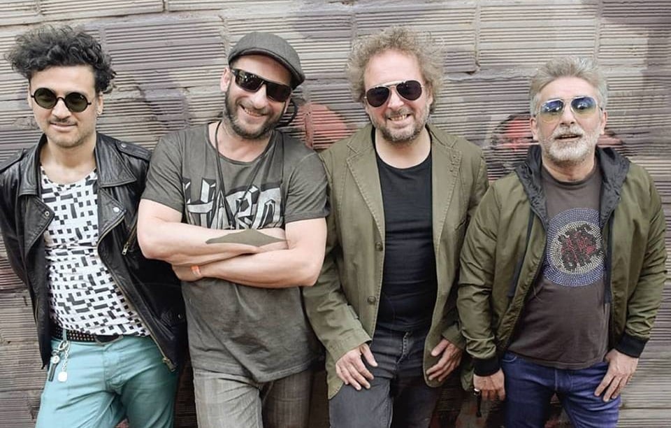 Los Tipitos al frente del Día del Estudiante Solidario - Por otro lado, Conduciendo a Conciencia tuvo siempre el apoyo de Luis Alberto Spinetta, quien escribió junto a León Gieco la canción “8 de octubre”, y de muchos músicos que se presentaron en cada edición del Día del Estudiante Solidario. Este 8 de octubre se recibirán las donaciones desde las 17 en Balcarce 460 (Capital Federal). Para más info entra acá. cd7cc24b 1432 42f5 8a1d c9dd3176fd18