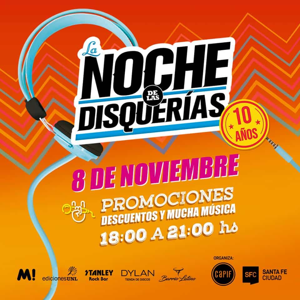 Llega la décima Noche de las Disquerías, más federal que nunca - El próximo jueves 8 de noviembre el evento que organiza la Cámara Argentina de Productores de Fonogramas y Videogramas tendrá shows en vivo, promociones, descuentos y muchas otras sorpresas entre bateas a nivel federal. CAPIF, la cámara que representa a los sellos discográficos de Argentina, cuenta en esta actividad con el apoyo del Gobierno de la Ciudad de Buenos Aires. El año pasado el evento convocó, en la Capital, a más de 40 mil personas que recorrieron los diferentes circuitos y disfrutaron de los artistas que participaron del mismo.
En 2018 será una noche especial ya que la décima movida abarcará distintas ciudades del país que también celebrarán esta acción en simultáneo, el mismo jueves 8 de noviembre. Las grandes cadenas como Musimundo tendrán un importante descuento del 50 % en todos los CDs y vinilos, en varias sucursales de Capital y el Gran Buenos Aires. La promo estará vigente en todos los locales de Mendoza, Entre Ríos, Santa Fe y Córdoba.
En el centro porteño la acción estará concentrada en Zivals (Callao 395) y Blade Cazador de Vinilos (Avenida Independencia 657), aunque también habrá descuentos en otras seis disquerías que pueden conocerse en este link. Precisamente en Zivals, desde las 6 de la tarde, habrá shows en vivo de Foxley, entre otros, además de descuentos del 20 por ciento en CDs y DVDs. Por otra parte, en Blade tocará un DJ desde las 8, habrá 20 de descuento en vinilos y 15 en cassettes y CDs. Otras disquerías no tendrán música en vivo pero sí promociones. En la zona norte de la Capital Federal se podrán aprovechar descuentos y actividades en Notorious (Callao 966), Thor (Av. Santa Fe 1670, local 51) y The Anthology (local 7 de la misma galería). En Notorius, a eso de las 20 tocarán Silvina Moreno y Jorge Vázquez, mientras que en The Anthology, desde las 6, nada más y nada menos que The Rasmus firmará autógrafos.
También habrá opciones en Villa Crespo y Palermo. En Compakta, a partir de las 18, sonarán acústicos de Martín Elizalde, Estímulo, Policromia y Ainda Dúo. En RGS Music (Villa Crespo) hará lo propio Imaginate Camellos, Cristina Dall y Botafogo. En Mercurio se presentarán los Todo Aparenta Normal, entre otros.
La Noche de las Disquerías hará su debut en La Plata, mientras que en la ciudad de Santa Fe se darán varios descuentos y precios especiales. En otra city de esa provincia (Rosario), Amadeus Rock (Córdoba 1369) tendrá un acústico de Patagonia Revelde y descuentos de entre el 20 y el 40 por ciento en toda la mercadería. También habrá ofertas y promos en Utopía Records (Maipú 778, local 8) y Playback (Shopping del Siglo, Córdoba 1641).
Córdoba no se perderá esta 10º Noche de las Disquerías y en Edén Música (Obispo Trejo 15) habrá conciertos del Negro Videla, Silvia Lallana, 5 Sentidos, Bruna Monte y Martín Monguzzi, además, por supuesto, de descuentos de entre el 20 y el 50 por ciento en varios productos. e29147b5 3951 46e5 8975 6b860c06b4c6