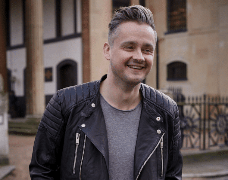 Tom Chaplin regresa a la Argentina - La cita es en MUSEUM LIVE en San Telmo. Los tickets pueden adquirirse a través de livepass.com.ar. Habrá una preventa exclusiva con tarjetas del BBVA Francés con el 15% de descuento y 6 cuotas sin interés del 16 al 23 de junio, luego iniciará la venta general. e61e4534 ab19 4cad 86a9 ddc6bf51e141