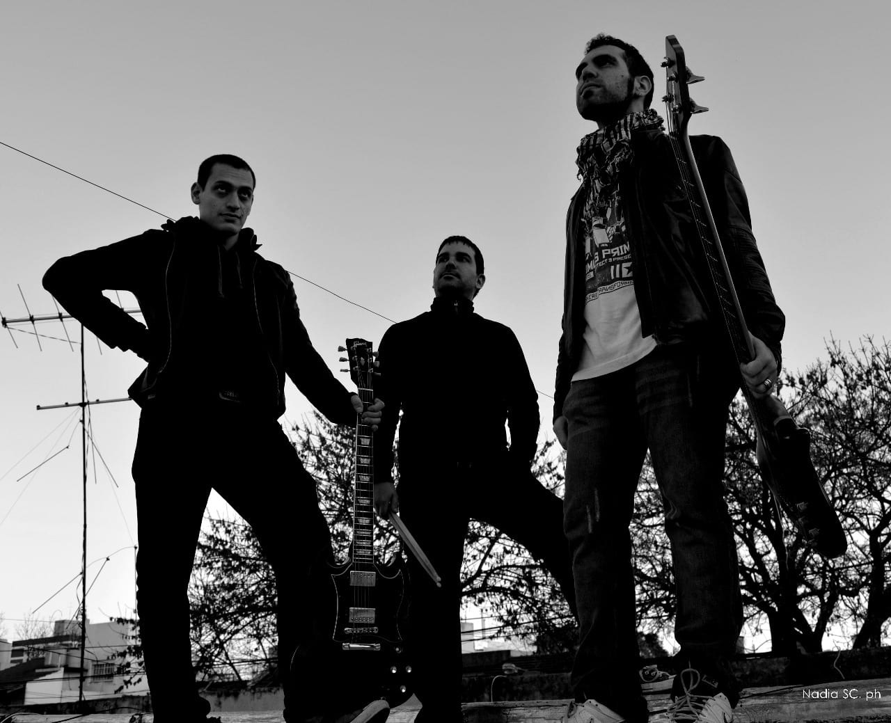 Kennek: “Nuestra mejor carta de presentación posible” - "Estamos contentos de poder ser parte de este festival tan importante –se entusiasma Mike Murdoca, voz y bajo-. Junto a la salida del disco, es uno de los hitos más importantes de nuestra historia. Somos conscientes de la masividad del festival y tenemos grandes expectativas de cara a la presentación de nuestro material". e6ecaa4a 00d8 4680 a2a1 685233c005ea