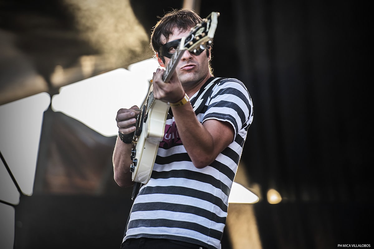 Cosquín Rock '16: Día 3 - Pasó la décimo sexta edición del festival en las sierras de Córdoba, y en su última jornada el escenario principal mostró grandes presentaciones de Bersuit Vergarabat, Babasónicos y los debutantes Los Caligaris y los uruguayos La Triple Nelson. ead39ed3 9165 4de4 b5b8 1983f51645a3