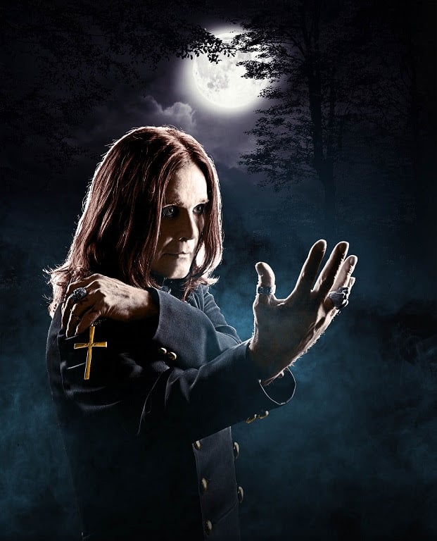 Ozzy se despide y pasa por Buenos Aires - En su próxima gira mundial de despedida, Ozzy Osbourne –Miembro del Rock y Roll Hall of Fame y ganador de los Premios Grammy como cantante y compositor– celebra más de cinco décadas como intérprete (tanto como artista solista, como cantante de Black Sabbath, banda formada en 1968). Esta gira, que espera tener a Ozzy en los escenarios de todo el mundo con fechas hasta 2020, marcará el final de las presentaciones en vivo de este artista legendario, aunque seguirá tocando en vivo en selectos shows. f0a87d9a 0f43 4081 a019 3b278038c300