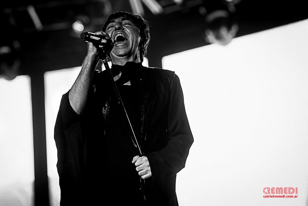 Cosquín Rock '16: Día 3 - Pasó la décimo sexta edición del festival en las sierras de Córdoba, y en su última jornada el escenario principal mostró grandes presentaciones de Bersuit Vergarabat, Babasónicos y los debutantes Los Caligaris y los uruguayos La Triple Nelson. fc9d39c9 4271 43cf b6ac 41b7ee55d10f