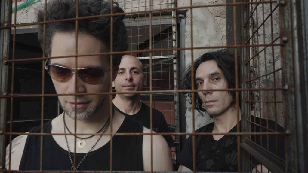 Fr3ak & los Ali3nados - La historia de la banda, según su propia info de prensa: Fr3ak & los Ali3nados