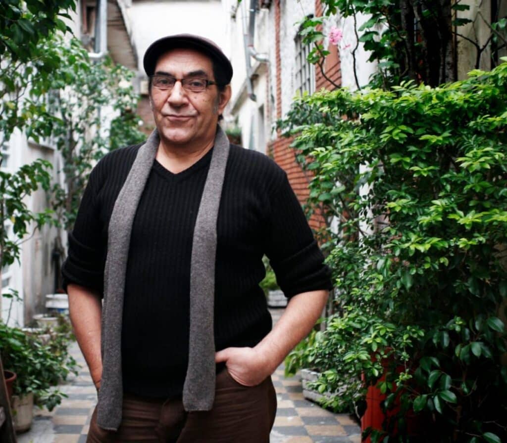 Horacio Fontova - Guitarrista y cantante que lideró agrupaciones de humor y rock latino. La primera de ellas fue Fontova Trío, que contaba en sus filas a Carlos Mazzanti (bajo y coros) y Fena Della Maggiora (percusión y coros). Editaron el primer disco en 1982, con el hit "Me tenés podrido". Horacio Fontova. Foto: Leandro Teysseire