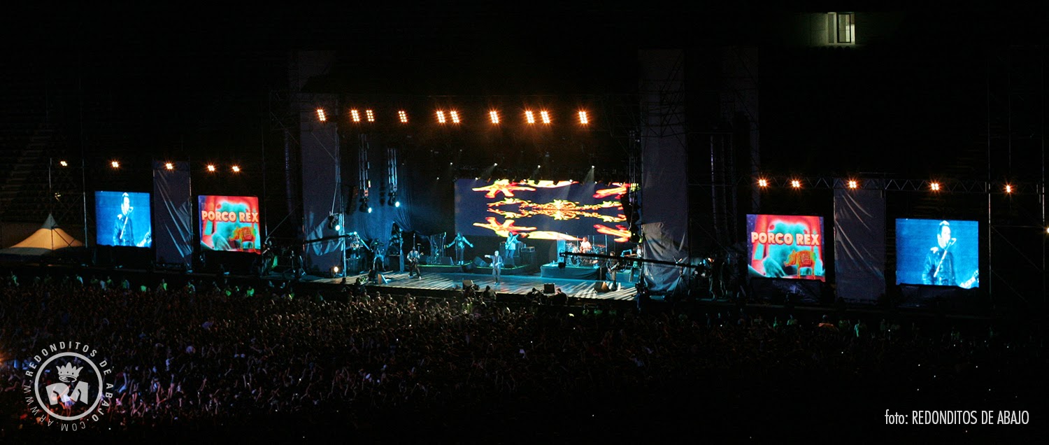 Indio en Olavarría: el peor final de Solari - Descontrol y muerte en el último show del Indio Solari: dos personas fallecieron a raíz de las avalanchas en un predio habilitado para 200mil personas en el que había más de 300mil. indio