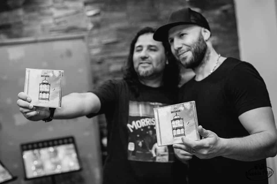 Cinco bandas cordobesas en Cosquín Rock - Como cada año, Cosquín Rock volverá a tener durante un día su escenario destinado al Rock de Córdoba. Durante la primera jornada por el sector del Hangar pasarán 13 bandas locales. Además, con el correr de los tres días podrán observarse otros conjuntos cordobeses repartidos en distintos escenarios como Eruca Sativa, Hammer, Pésame, Rayos Láser, TNT, Los Caligaris, Planeador V, Los Monkys y Sol Pereyra, entre otros grupos que aprovecharán su participación en el festival más federal de la Argentina para ser vistos por melómanos de todo el país. juan terrenal