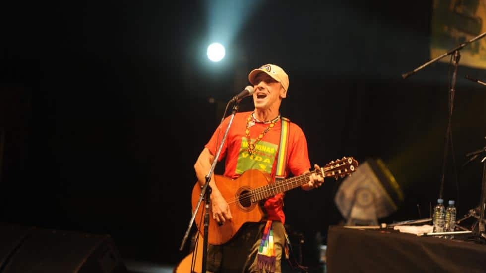 Manu Chao en Villa María - Con un show de casi tres horas, el músico franco hispano se presentó en el Anfiteatro de Villa María en el marco de su gira “La Ventura”. manu