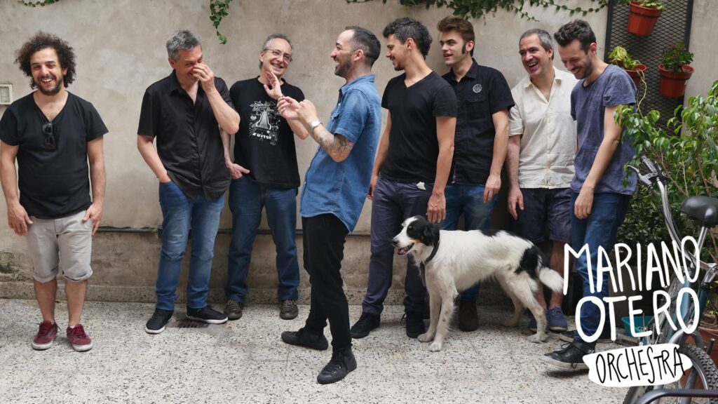 Mariano Otero - Mariano Otero nació en Avellaneda, el 22 de marzo de 1976. Hijo de un padre músico, creció familiarizado con varios instrumentos y ocasionalmente recibió lecciones de piano y de guitarra. Su formación con el bajo eléctrico comienza a los quince años, y más tarde estudia el contrabajo y el violoncello. Sus maestros incluyen a Hernán Merlo, Oscar Giunta, Hugo Maceo, Juan Elías, Pastor Mora, Mauricio Weber, Gustavo Giles, Máximo Rodríguez entre otros. Luego de cursar estudios en la Escuela de Música Popular y en el Instituto Municipal de Música de Avellaneda, se gradúa en la Escuela de Música Contemporánea y obtiene una beca del Berklee College of Music de Boston y otra del Conservatorio de Amsterdam, ambas mediante audiciones. En New York con Scott Colley, Mark Helias y Drew Gress se perfecciona como bajista y compositor. Mariano Otero Orchestra