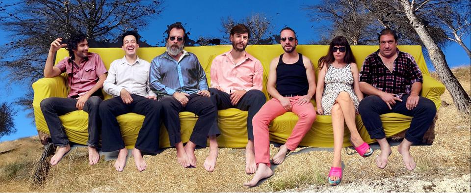Yira: "Santos Impostores nos costó un ojo de la cara hacerlo" - El septeto presenta su nuevo disco, en el que el alma arrabalera convive con el rock y la electrónica. yira1