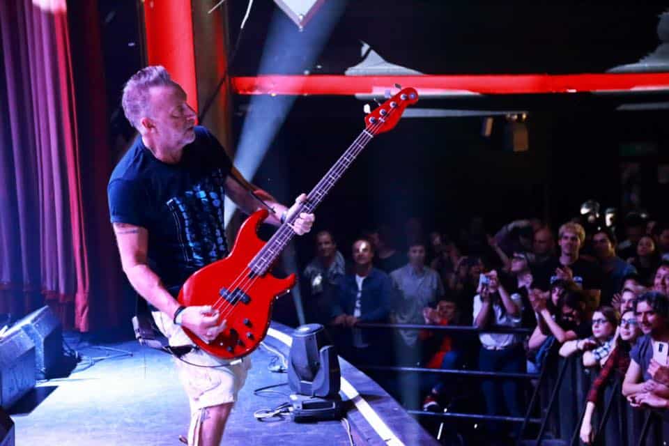 Peter Hook en Vorterix: dando vuelta las cosas - El bajista de New Order y Joy Division dio un show de dos horas y media, en el que tocó completos “Technique” y “Republic”. Qué lo diferenció del resto de la gira. 0f3346c6 8c3c 4042 b319 49874cb93324