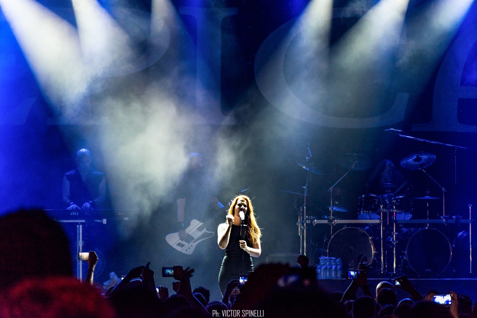 Epica en Flores: Más allá de la Matrix - El sexteto holandés de metal sinfónico-progresivo volvió a la Argentina para presentar disco. 0fc77ab7 02bb 4412 848f e9a5e8ff581b