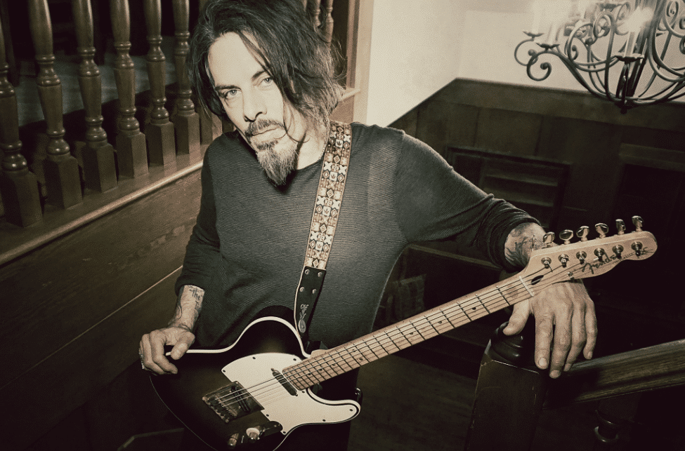 Richie Kotzen vuelve a la Argentina - Consagrado y reconocido por haber militado en las filas de íconos del hard rock como Mr. Big y Poison, y ser - junto a Billy Sheehan y Mike Portnoy - uno de los artífices del power trio de virtuosos The Winery Dogs, Richie Kotzen tiene, sin embargo, una carrera solista más que prolífica. 468c3267 7b62 4c9f 8bf2 2fec9e0c3c7f