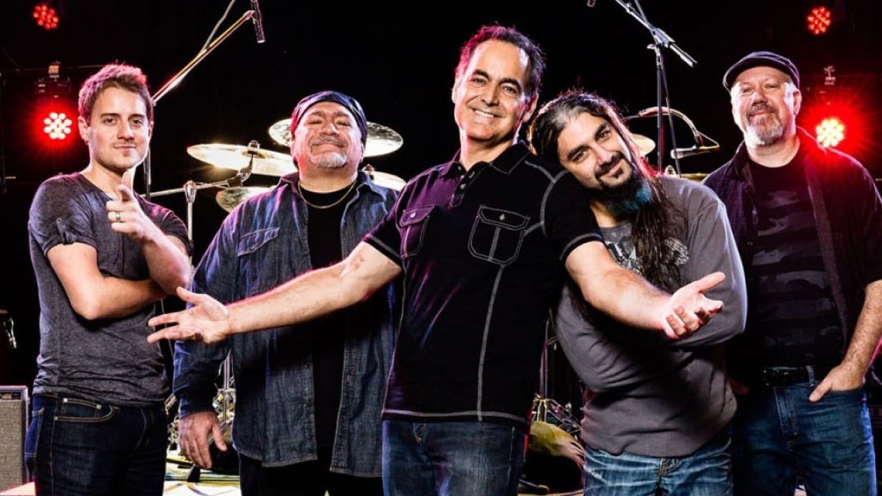 Neal Morse llega al Teatro Vorterix - Más de tres años después de sus visitas con los legendarios Transatlantic, el cantante y el baterista tocarán con la Neal Morse Band. El grupo acaba de sacar un disco doble, que en una entrevista con Rock.com.ar en enero, fue definido por Portnoy como “el mejor de su carrera”. El concierto será el miércoles 14 de junio, a partir de las 21hs. 690bc3fd 630b 450f a937 b243f545c144