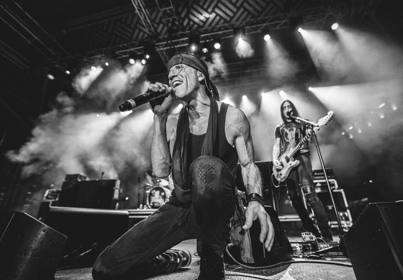 Gary Cherone: "El rock ya no innova como entre los 60s y 90s" - El cuarteto estadounidense Extreme llega a la Argentina para celebrar el 25º aniversario de "Extreme II: Pornograffitti", el disco que marcó un antes y un después en su historia.