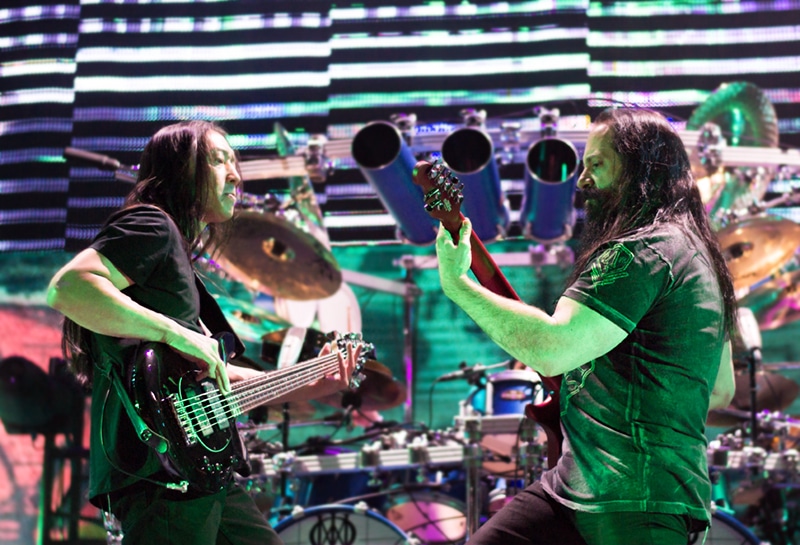 Dream Theater volvió a la Argentina - El quinteto estadounidense de metal progresivo pasó nuevamente por nuestro país para presentar su disco más reciente, "Dream Theater", y festejar los aniversarios de dos de sus trabajos más aclamados: "Awake" (1994) y "Metropolis Pt.2: Scenes From a Memory" (1999). dream theater