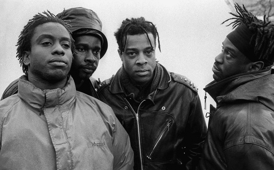 Living Colour: "Somos como una familia disfuncional" - El éxito comercial es un arma de doble filo. Un ejemplo claro es el de Living Colour: en 1992, la el cuarteto agonizaba. Muzz Skillings, el bajista que había estado por seis años (y con el que habían grabado "Vivid", de 1988, y "Time’s Up", de 1991) dejaba el grupo. Habían roto las estructuras del rock alternativo, pero en realidad eran ellos los que se estaban desmoronando por dentro. ebec71e6 006d 40de bea4 5fee208cd827