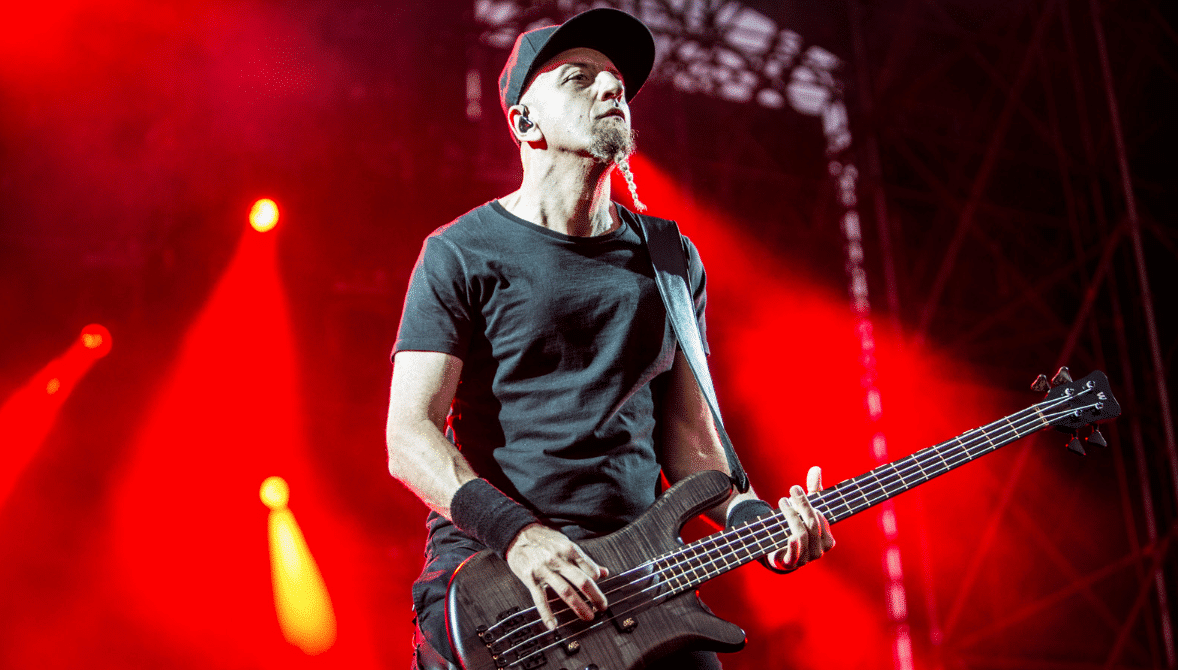 Shavo Odadjian: "System of a Down nunca va a morir" - -John Dolmayan, el baterista de System of a Down, me contó que nunca fumó marihuana. ¿Trataste de convencerlo para que probara algo de 22Red? f68401f7 4b2f 4f12 a954 3c183ea73370
