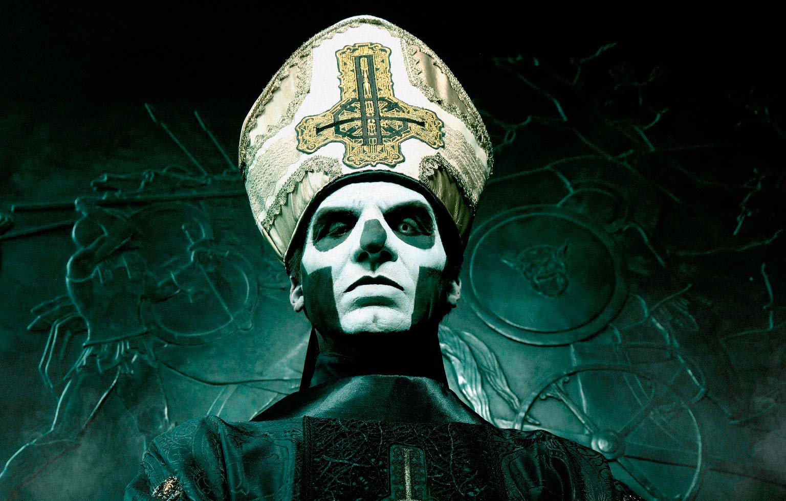Ghost: "En el mundo hay más tecnología que antes, pero no somos más felices" - Aunque los músicos de Ghost son suecos, se llevan muy bien con los Estados Unidos. "Spirit", el tema que abre su último disco, está inspirado en la Nueva York de 1929, justo antes de que la gran crisis asotara al territorio norteamericano. El país, en ese momento, era un infierno. ghost1