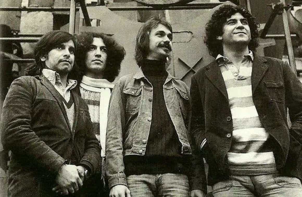 Polifemo - Este trío era el habitual grupo soporte de Sui Generis, hasta que decidieron presentarse por separado, un par de meses antes de la disolución del dúo de Charly García y Nito Mestre. El éxito llegó con los simples "Suéltate rock and roll" y "Oye Dios, qué me has dado". Polifemo