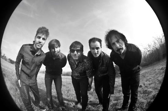 Vinilo presenta EP en Capital - RV: Vinilo sigue creando los temas que van a estar en el próximo disco, tocando muchísimo y concretando los proyectos que nos ponemos por delante, porque la única verdad es la voluntad. vinilo
