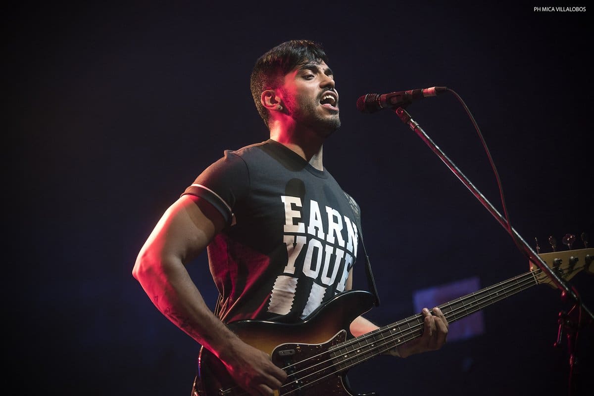 Utopians celebró sus 10 años en Vorterix - 2015 es el año de Utopians. Luego de una extensa gira que los llevó a tocar al Vive Latino y el Cosquín Rock, entre otros, los jóvenes energúmenos del rock aterrizaron en Vorterix con más de una excusa válida para hacer una gran celebración. 737676c4 503b 4205 8dfd bdc3751656cf