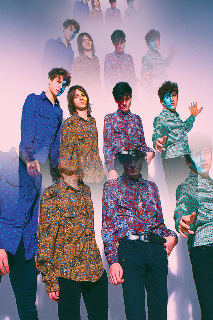 Intrépidos navegantes - Intrépidos Navegantes nace de la unión interprovincial de dos rosarinos (Maximiliano Calvo y Matías Medina) y dos porteños (Kevin Borensztein y Agustin Leiva) que unen el Río Paraná y el Río De La Plata en canciones. Intrépidos navegantes