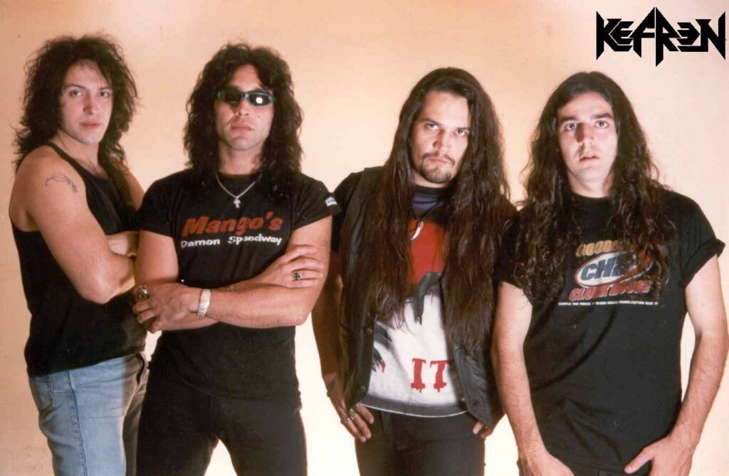 Kefrén - Kefrén transita un hard rock potente, con canciones pegadizas y también baladas. Kefrén