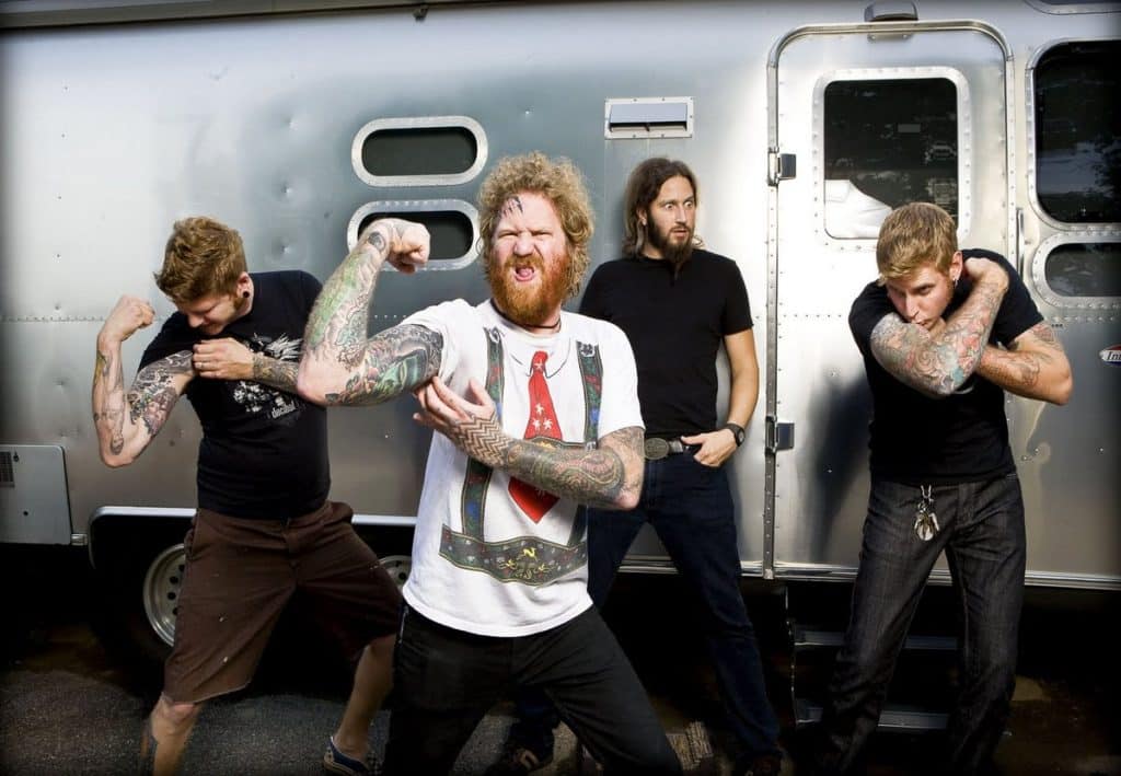 Mastodon: la entrevista más rara de todas - -¡No, no te preocupes! Cuando no te respondí fue porque estaba dando vueltas desnudo por el país, o paseando por el bosque bajo el efecto de unos hongos alucinógenos. Soy un tipo difícil de rastrear, amigo. Ah, y avisame si querés ese bendito tatuaje. mastodon1