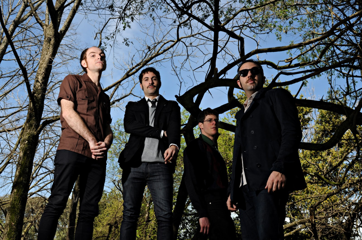Thes Siniestros - La historia de la banda, según su propia info de prensa: Thes Siniestros