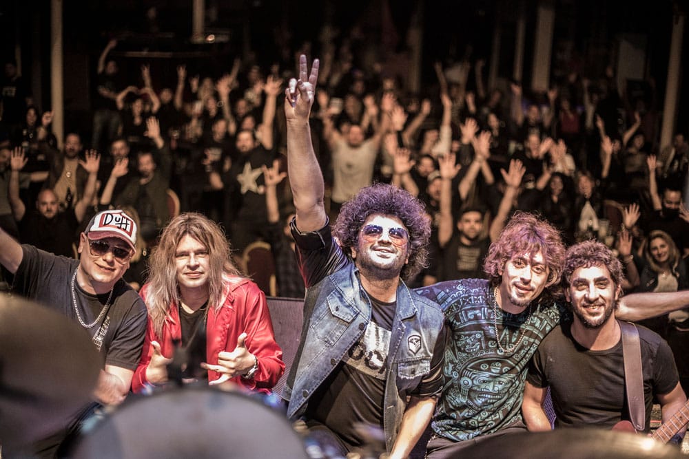 Cuatro al Hilo nos muestra cómo es su "Alma" - La banda cordobesa se presentó en el Quinto Aniversario del "Córdoba Rockea". Previo al evento, el vocalista Franco Ronchetti nos abrió las puertas de su casa para que podamos charlar de todo, desde los inicios de Cuatro al Hilo, sobre su último disco "Alma", sus proyectos, sus relaciones con otros músicos destacados, y el cierre de un 2021 muy intenso. Cuatro al Hilo en el Córdoba Rockea. Fotos: Brenda Bustos