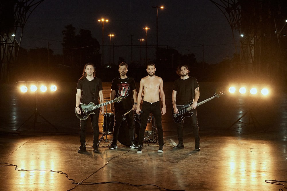 Mastodonte: "El disco terminado nos voló la cabeza" - El conjunto santafesino presenta "Desconexión", su primer álbum de larga duración, en el que, con sus letras y melodías invitan a seguir adelante, a reflexionar sobre uno mismo y a dejar una cuota de rock, grunge y nü metal. Mastodonte