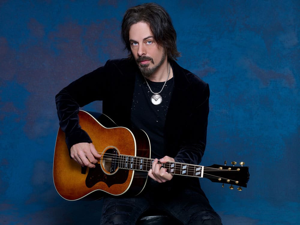 Richie Kotzen: 10 preguntas sobre la creatividad (y algo más) - "El año pasado fue bastante más fácil de lo que te imaginás. Había un montón de shows agendados y tuve que cancelarlos, como todos. Pero creo que necesitaba un break. Realmente aproveché el tiempo libre y lo disfruté", dice Richie Kotzen apenas atiende el teléfono. Richie Kotzen